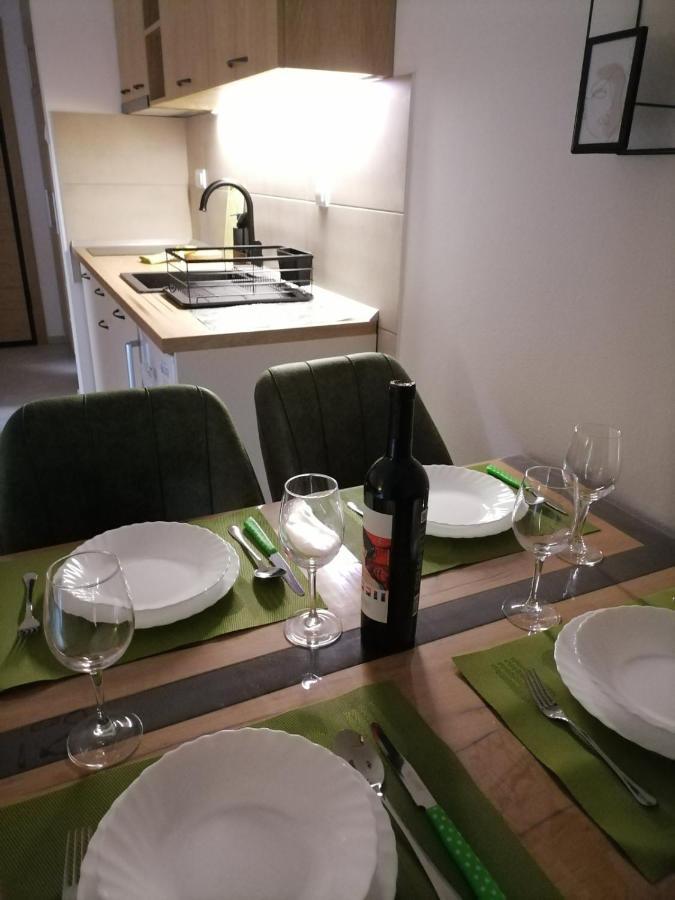 Apartman Pahuljica Tara 卡鲁德杰尔斯科巴尔 外观 照片